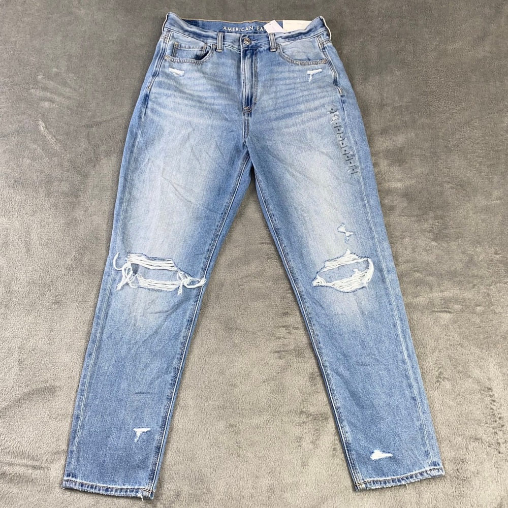 American Eagle Mom Jeans Size 6 Regular Wash High Rise Distressed‎ Denim